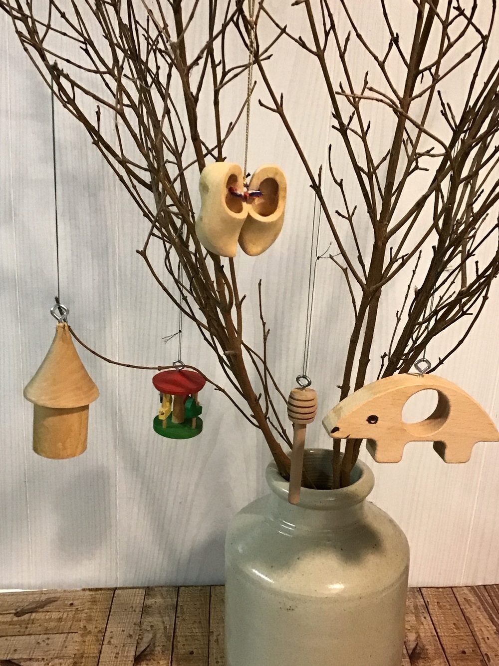 ♥️5/25$ Handcrafted Natural Wood Holiday Ornament Set